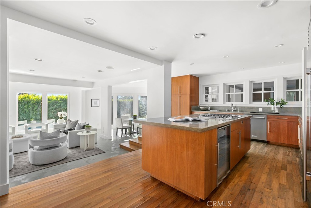 9625 Oak Pass Road Beverly Hills, CA 90210 - Photo 6 of 30