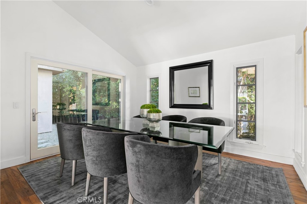 9625 Oak Pass Road Beverly Hills, CA 90210 - Photo 7 of 30