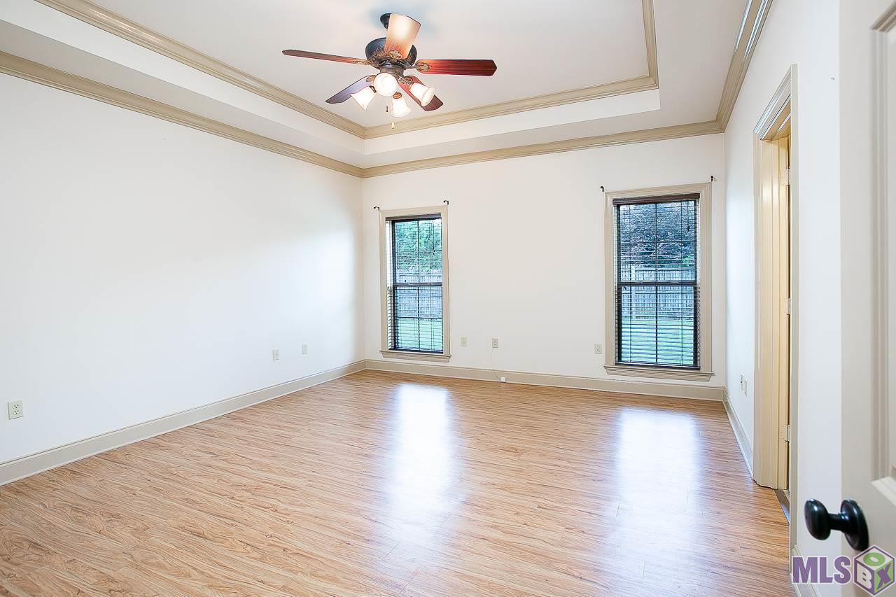 10209 Springtree Avenue Baton Rouge, LA 70810 - Photo 12 of 22 Gallery Image 12