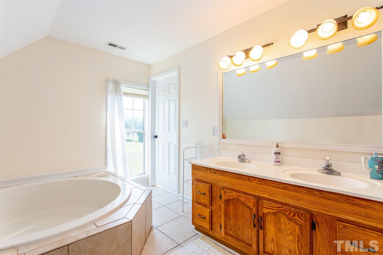 2716 Lizzie Mill Road Selma, NC 27576 - Photo 17 of 29 Gallery Image 17