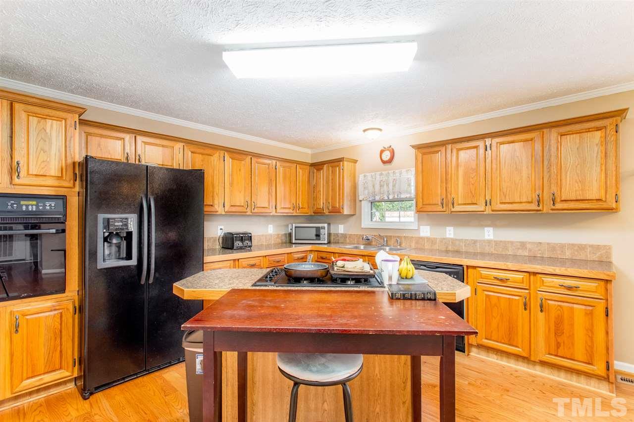 2716 Lizzie Mill Road Selma, NC 27576 - Photo 9 of 29 Gallery Image 9