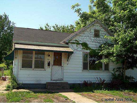 1118 East Ridgely Avenue Springfield, IL 62702 - Photo 1 of 1