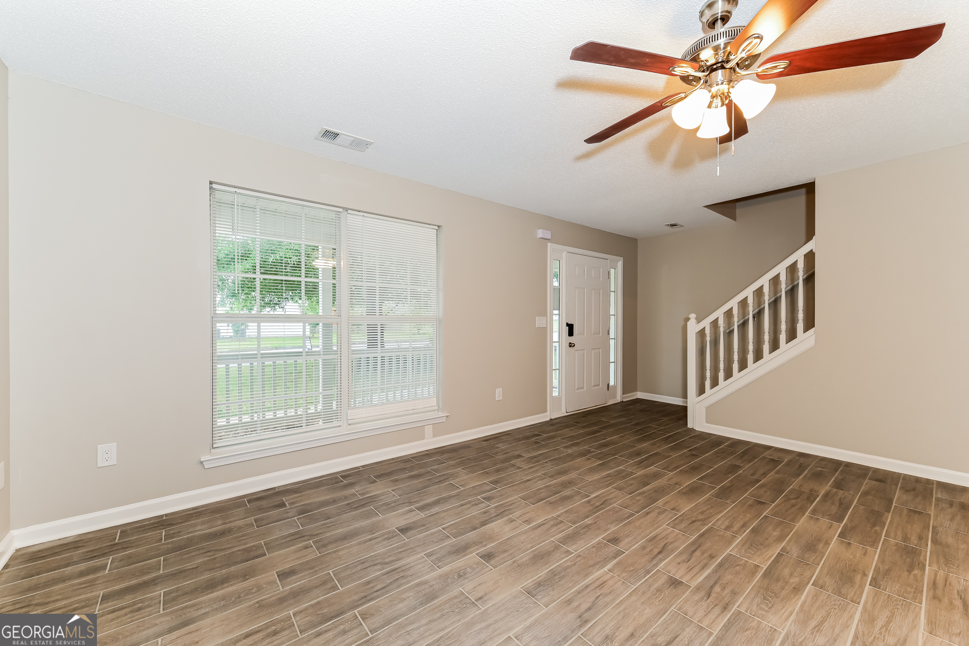 6034 Waggoner Court Rex, GA 30273 - Photo 2 of 17