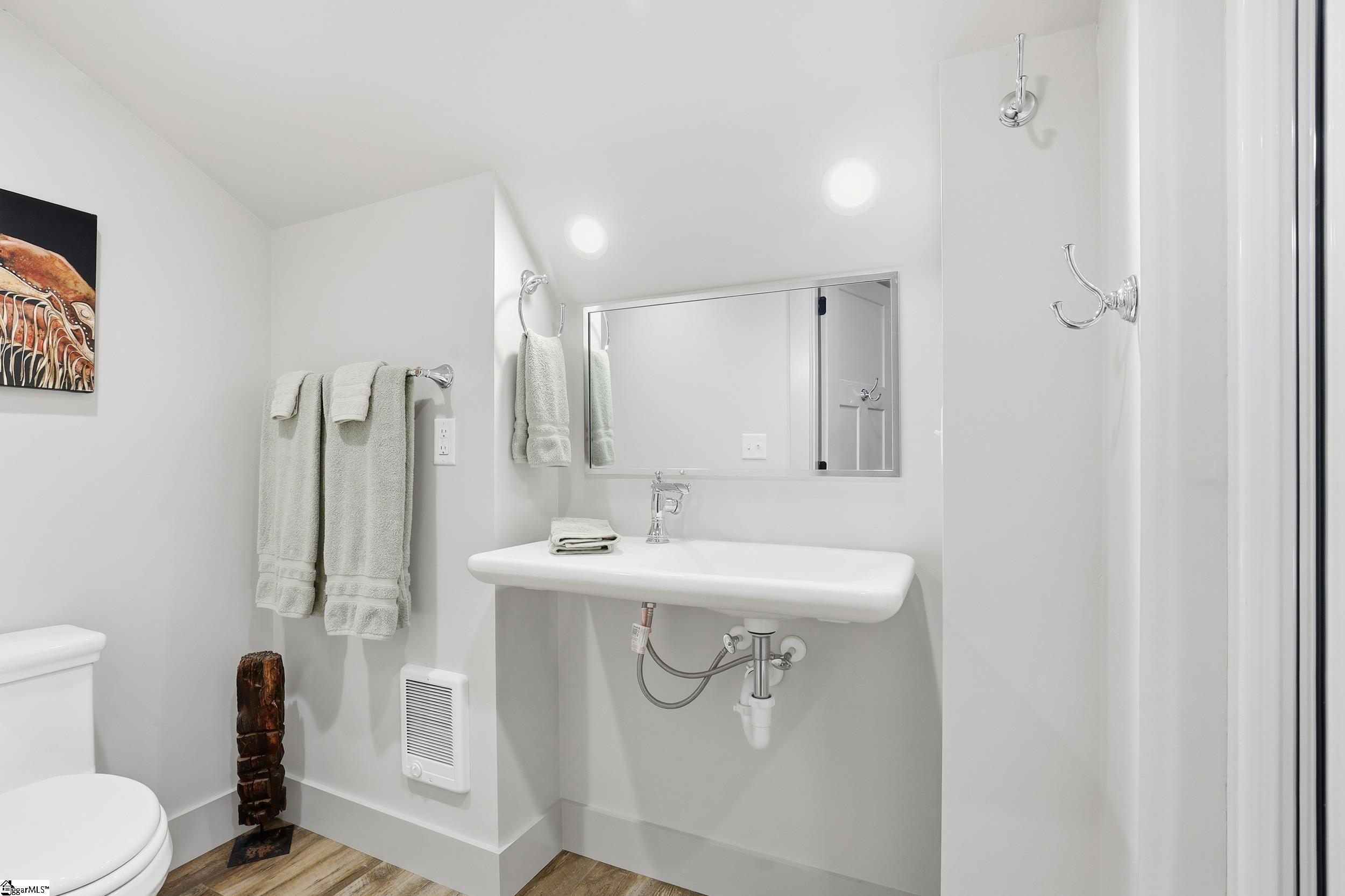 3474 Highway 414 Landrum, SC 29356 - Photo 12 of 34