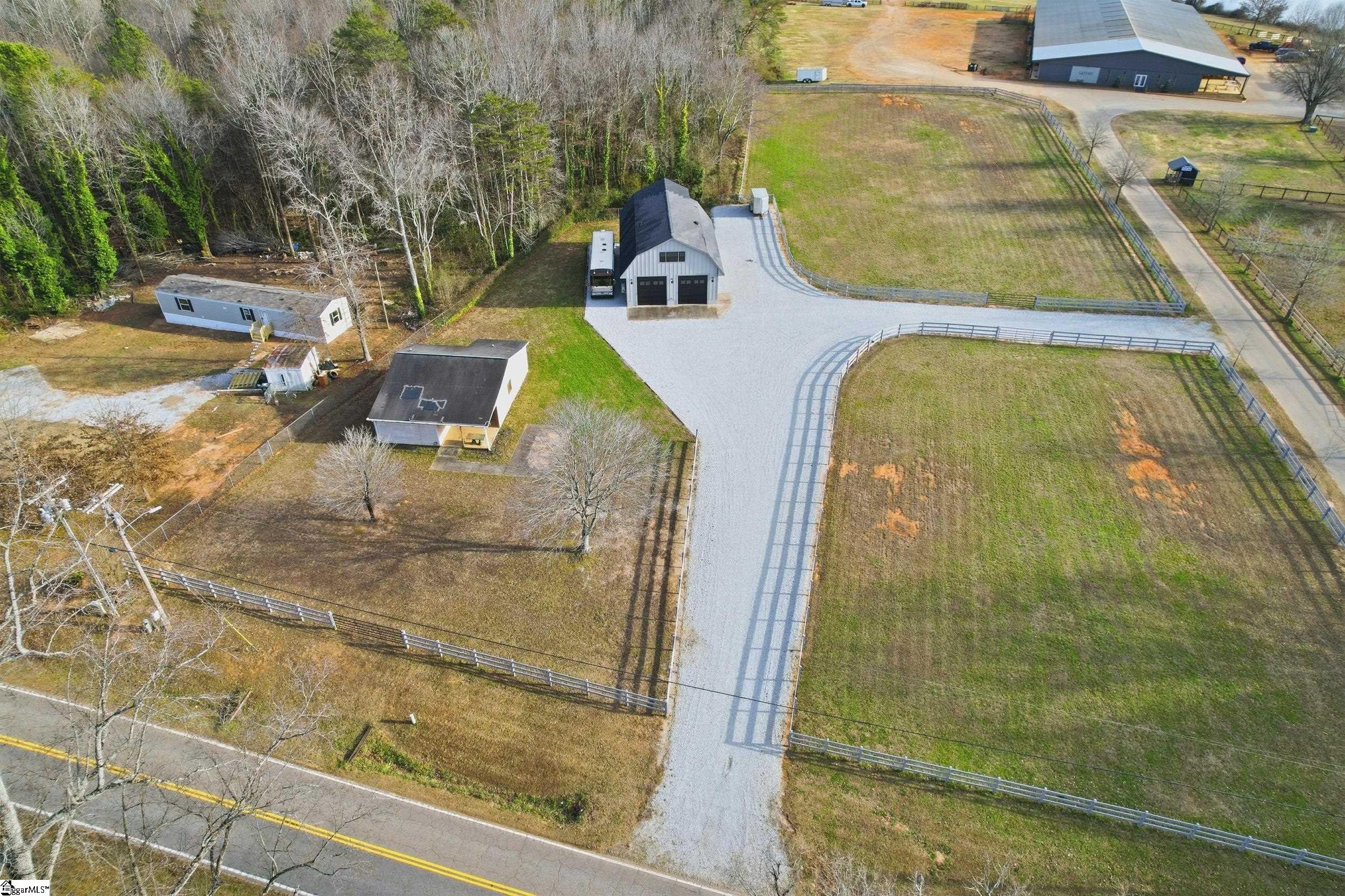 3474 Highway 414 Landrum, SC 29356 - Photo 23 of 34