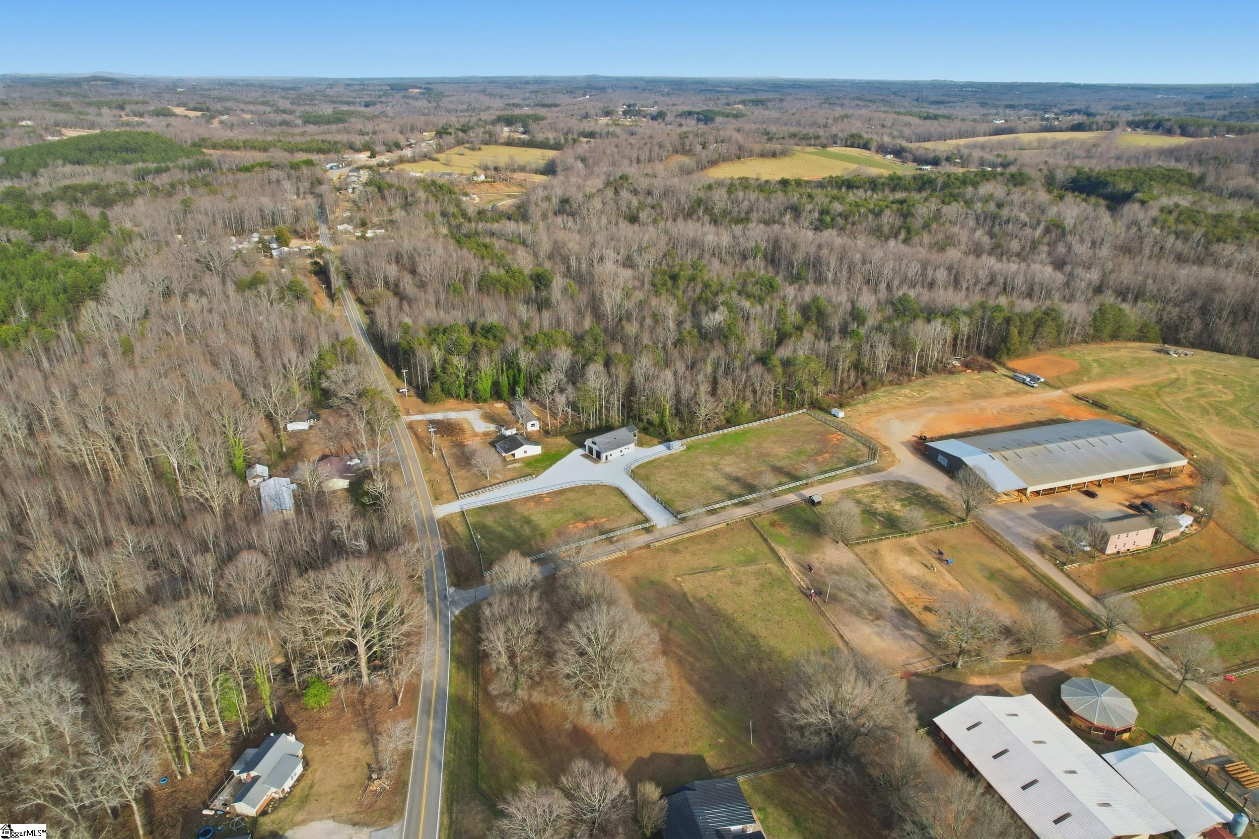 3474 Highway 414 Landrum, SC 29356 - Photo 26 of 34