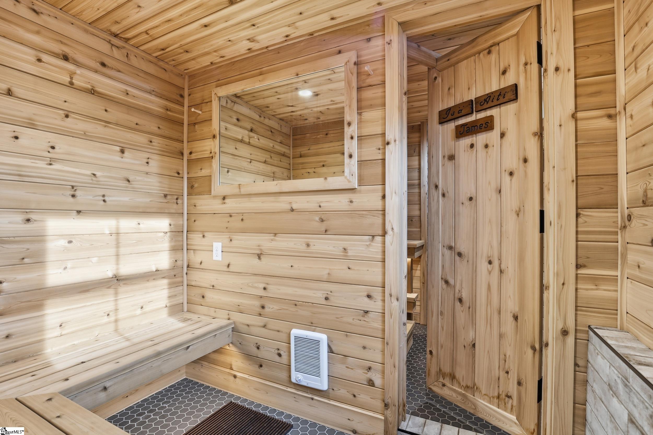 3474 Highway 414 Landrum, SC 29356 - Photo 5 of 34