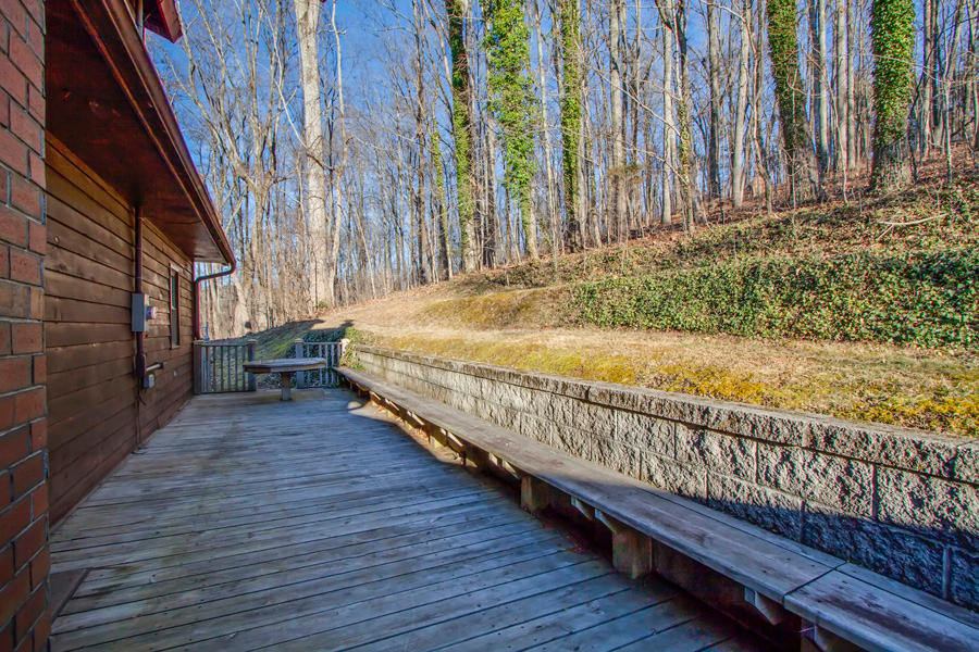 205 Old Calloway Road Kingston, TN 37763 - Photo 33 of 39 33_OldCallowayRoad_205_Deck02