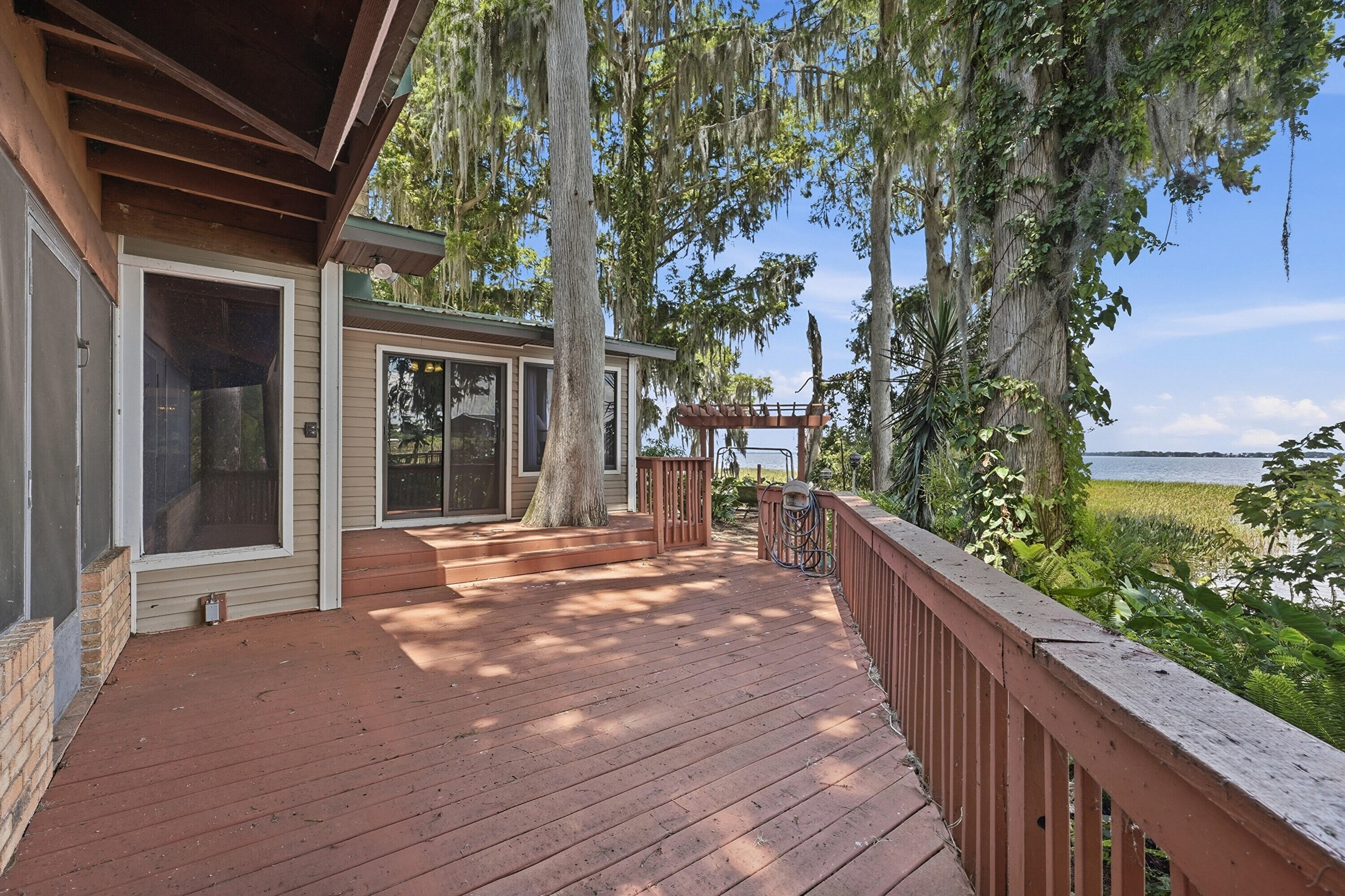 200 Windy Point Road Lake Placid, FL 33852 - Photo 45 of 74 a view of a chairs on the deck