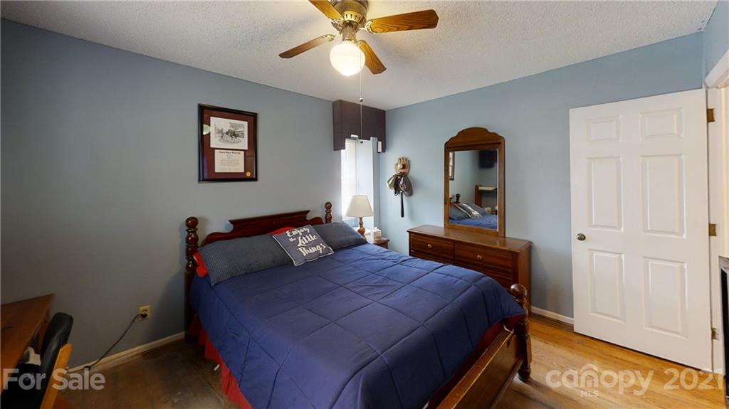 3609 Falling Creek Road Hickory, NC 28601 - Photo 13 of 34 Gallery Image 13