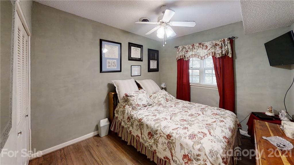 3609 Falling Creek Road Hickory, NC 28601 - Photo 17 of 34 Gallery Image 17