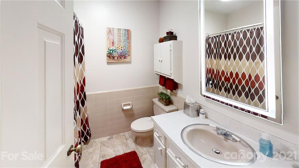3609 Falling Creek Road Hickory, NC 28601 - Photo 20 of 34 Gallery Image 20