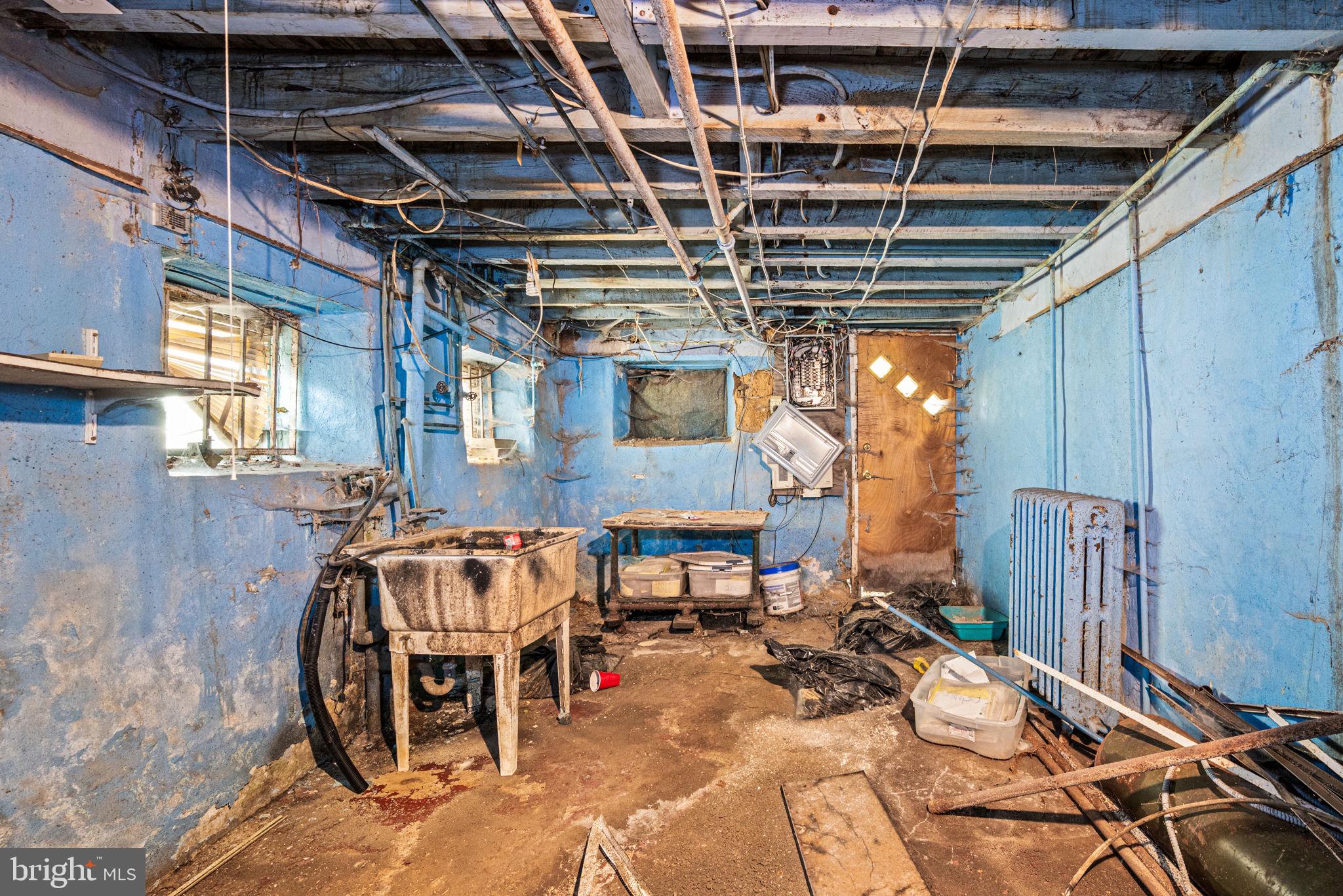 102 West Cliveden Street Philadelphia, PA 19119 - Photo 18 of 25 a view of a chairs and table in a patio