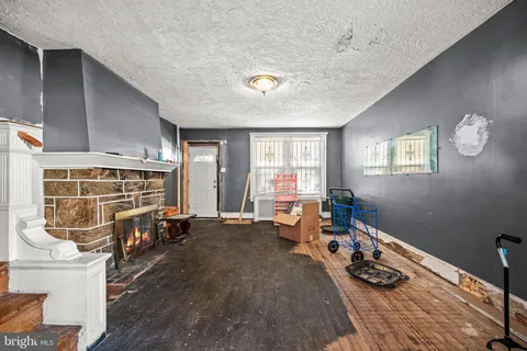 $199,000 | 102 West Cliveden Street, Philadelphia, PA 19119