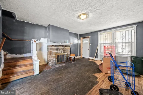 $199,000 | 102 West Cliveden Street, Philadelphia, PA 19119