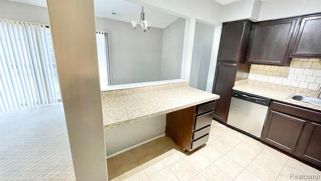 24201 Evergreen Road Southfield, MI 48075 - Photo 11 of 26
