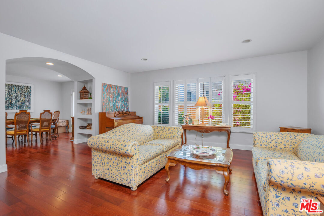 3701 Tilden Avenue Los Angeles, CA 90034 - Photo 5 of 29 a living room with furniture and wooden floor