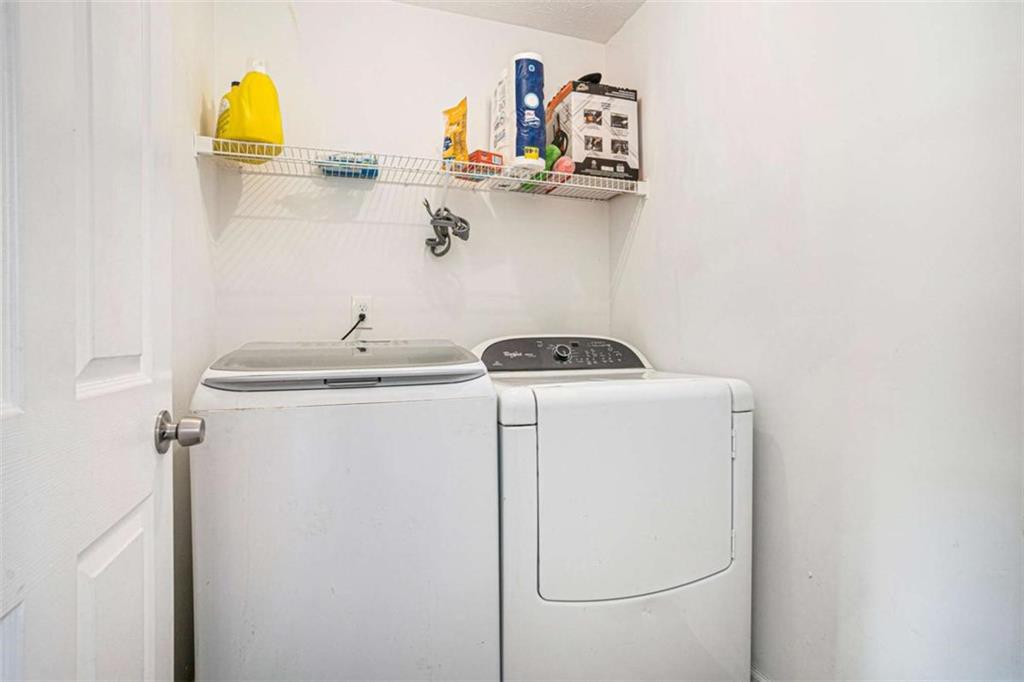 1120 Labonte Parkway McDonough, GA 30253 - Photo 11 of 22 a utility room with dryer and washer
