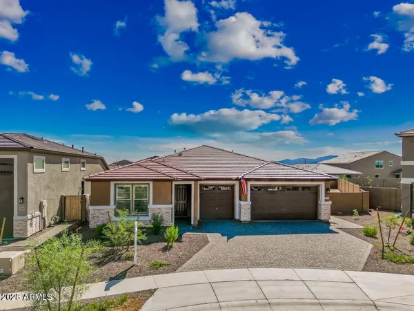 $3,200 | 17871 West Straight Arrow Lane, Surprise, AZ 85387