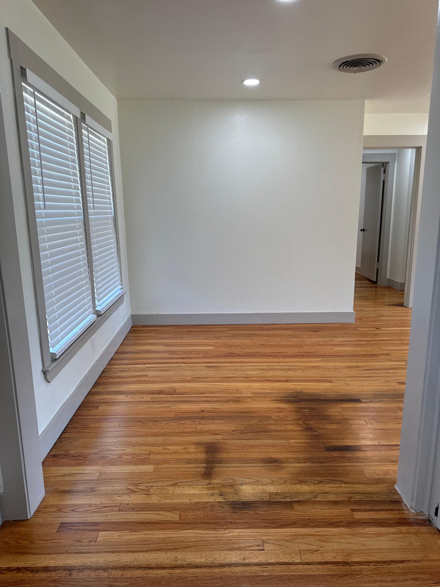 2608 38th Street Lubbock, TX 79413 - Photo 5 of 11 4