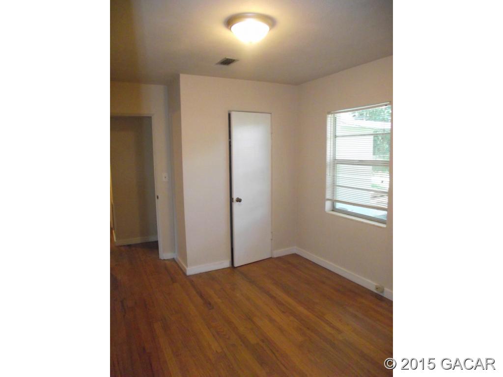 4116 Southwest 21st Street Gainesville, FL 32608 - Photo 12 of 15