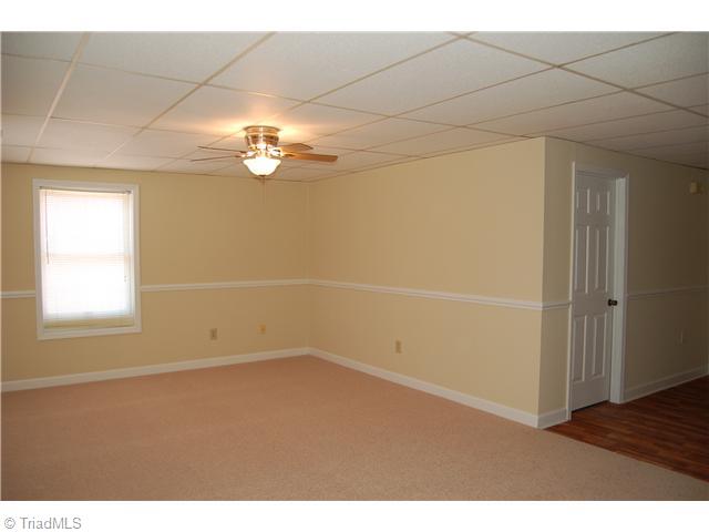 613 Springwood Road Asheboro, NC 27205 - Photo 12 of 16 Den/Family/Great Room.