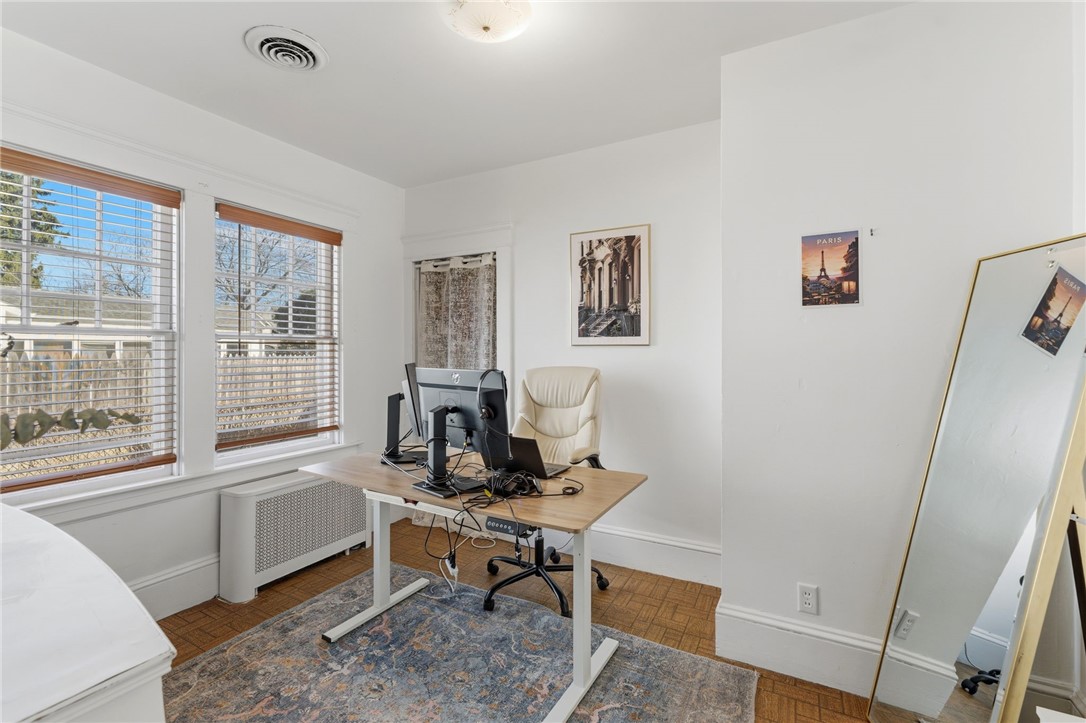 68 Packard Avenue Warwick, RI 02886 - Photo 22 of 44