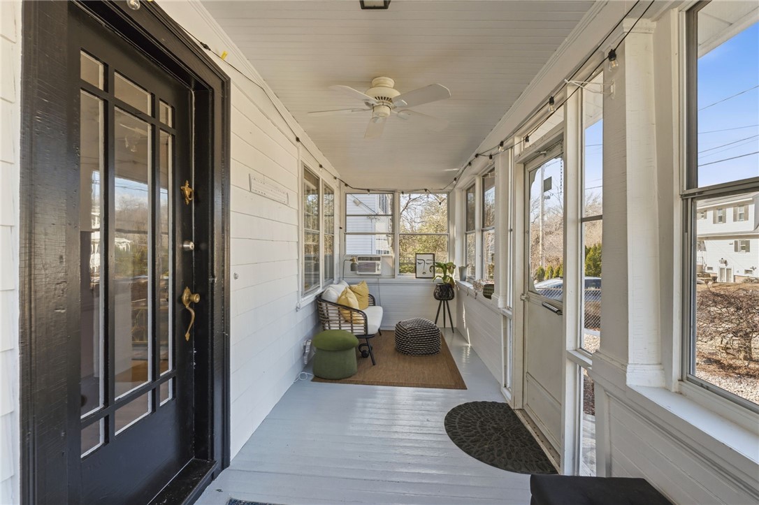 68 Packard Avenue Warwick, RI 02886 - Photo 3 of 44 Enclosed front porch
