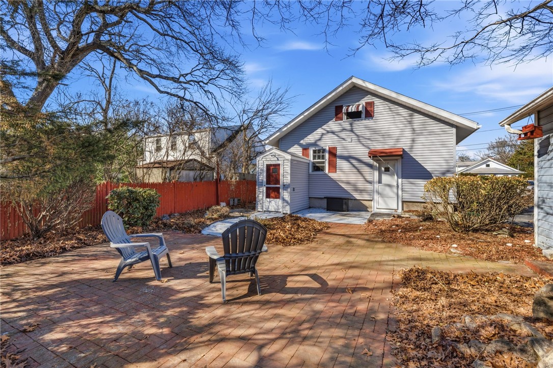 68 Packard Avenue Warwick, RI 02886 - Photo 35 of 44