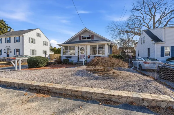 $399,000 | 68 Packard Avenue, Warwick, RI 02886