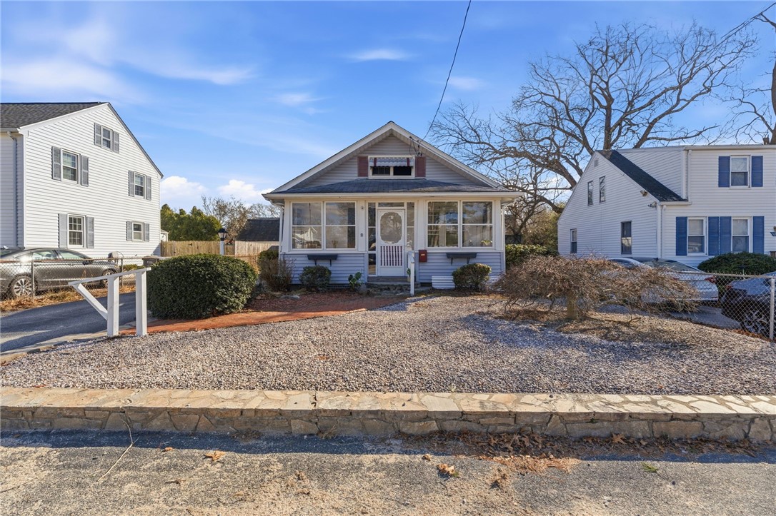 68 Packard Avenue Warwick, RI 02886 - Photo 39 of 44