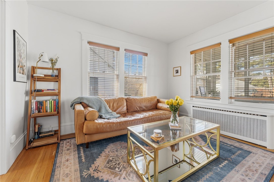 68 Packard Avenue Warwick, RI 02886 - Photo 6 of 44