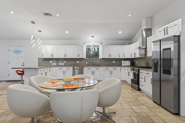 $2,550,000 | 1210 South La Luna Avenue, Ojai, CA 93023