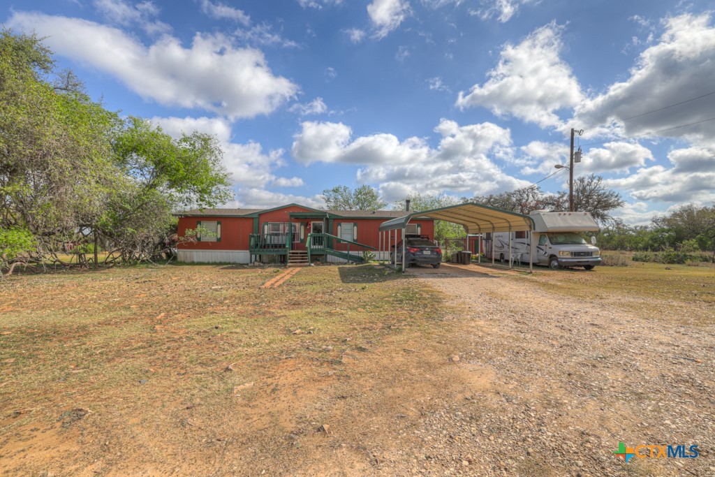 2525 Hugo Road San Marcos, TX 78666 - Photo 3 of 33