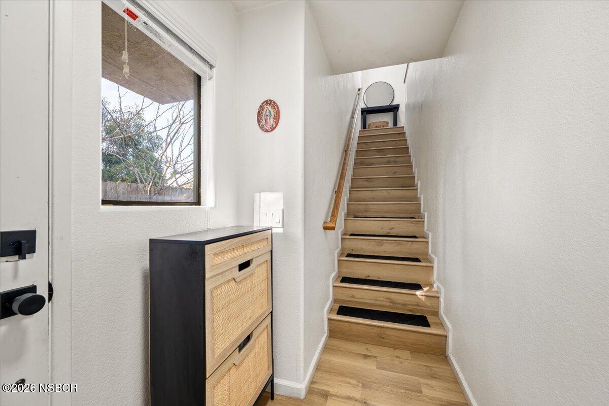 1277 Belridge Street, Unit 6A Oceano, CA 93445 - Photo 4 of 27 10-Entryway