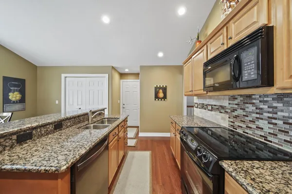 $419,900 | 3404 Belgian Circle, Jackson, MI 49203