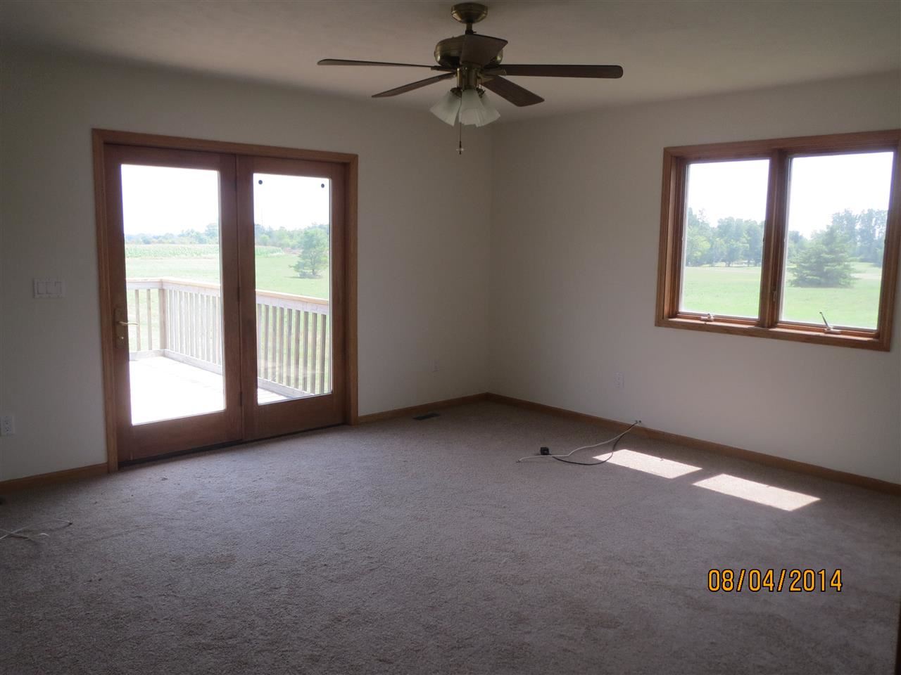 9581 Crane Road Milan, MI 48160 - Photo 11 of 26 31207053-10.JPG