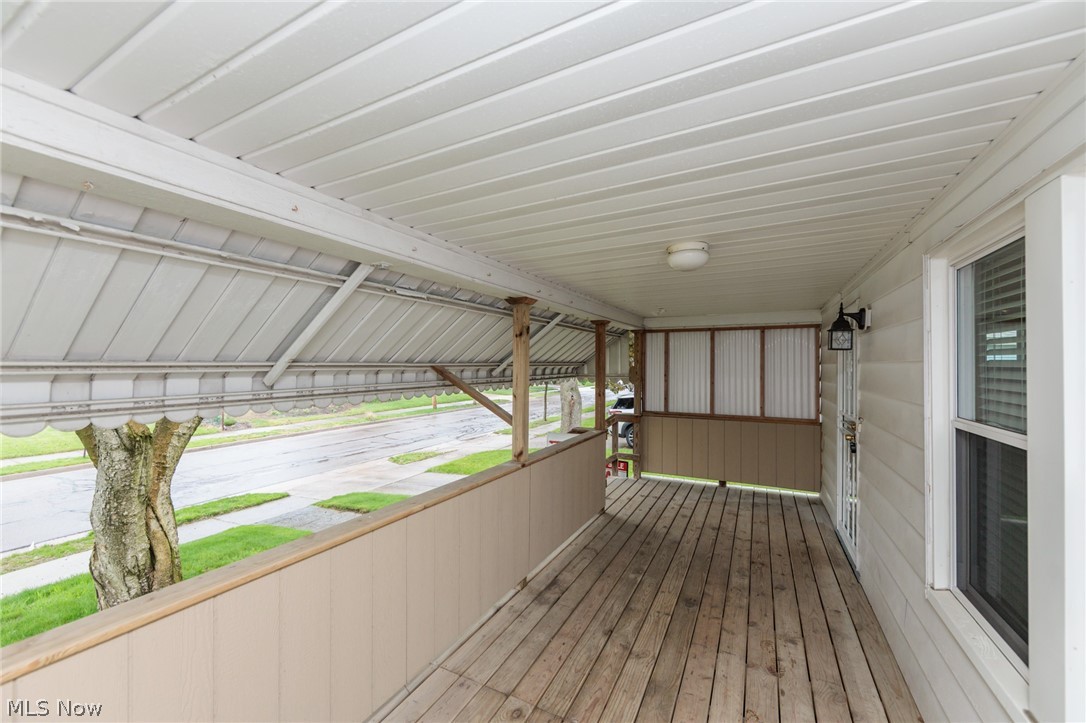 983 Dan Street Akron, OH 44310 - Photo 4 of 46