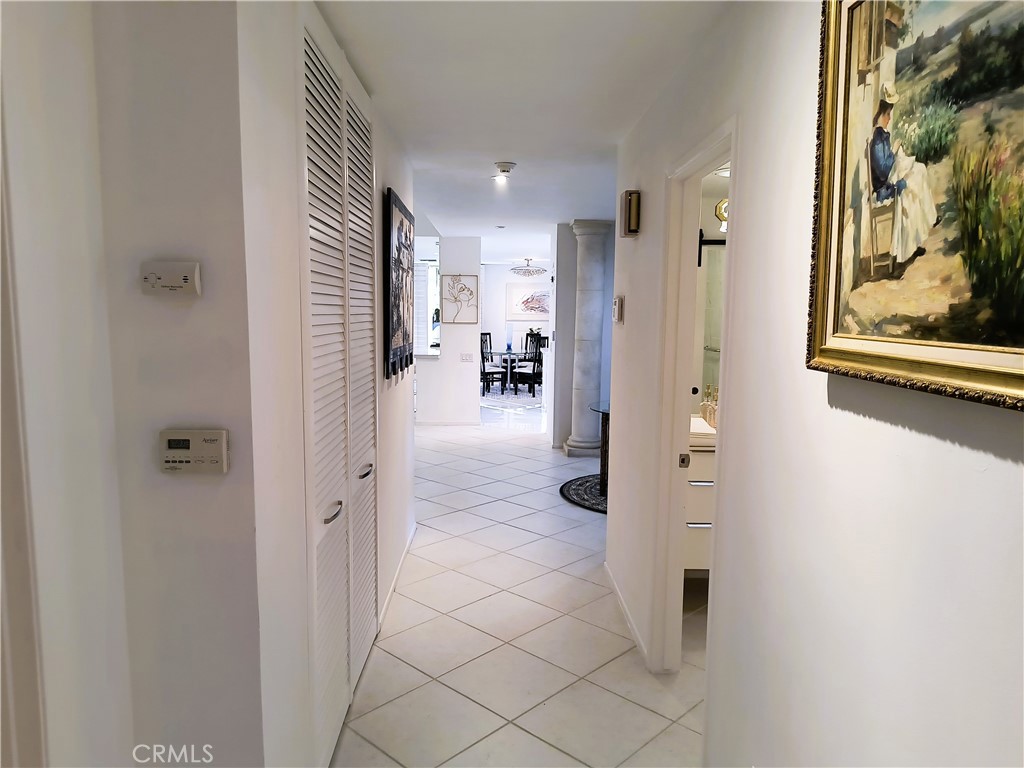 6 Whittier Court Rancho Mirage, CA 92270 - Photo 11 of 70 HALLWAY