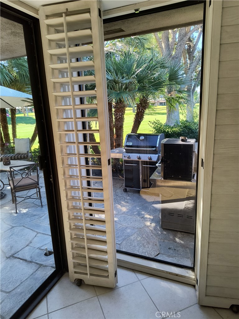 6 Whittier Court Rancho Mirage, CA 92270 - Photo 21 of 70 GREAT ROOM VIEW