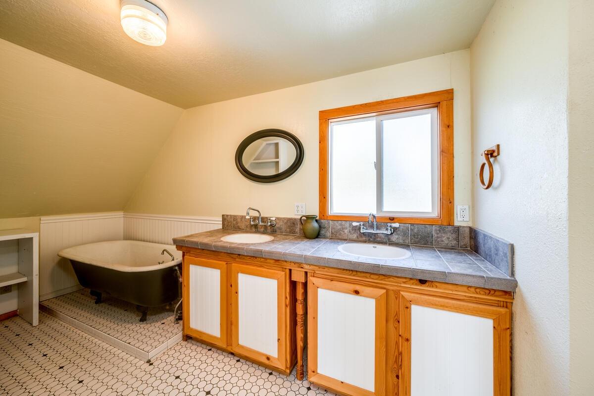 6313 Highway 193 Georgetown, CA 95634 - Photo 24 of 48