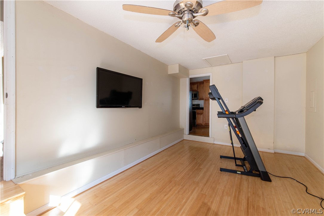 4930 Meredith Woods Road Glen Allen, VA 23060 - Photo 10 of 24