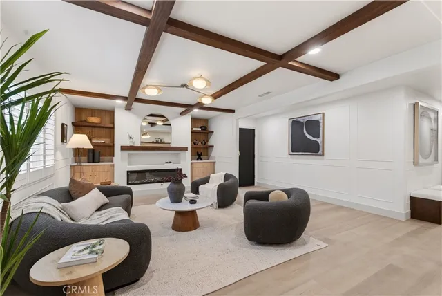 $1,368,000 | 195 North Malena Drive, Orange, CA 92869