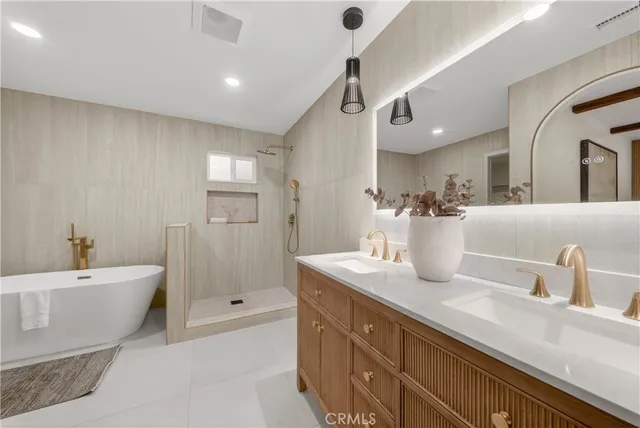 $1,368,000 | 195 North Malena Drive, Orange, CA 92869