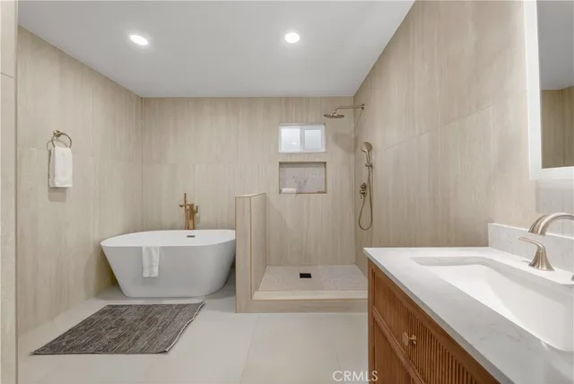 $1,368,000 | 195 North Malena Drive, Orange, CA 92869