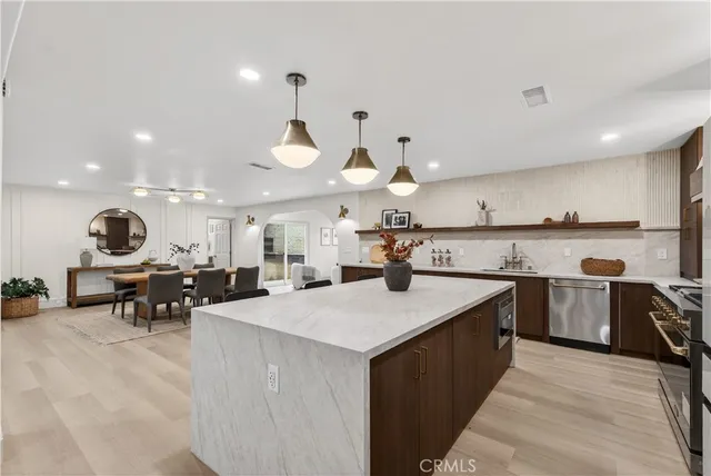 $1,368,000 | 195 North Malena Drive, Orange, CA 92869