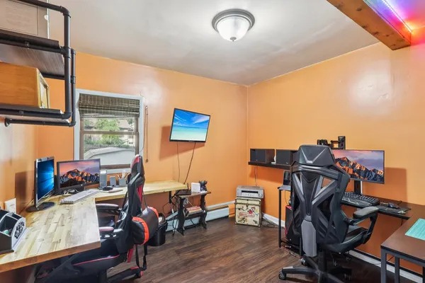 $180,000 | 38528 North Drexel Boulevard, Antioch, IL 60002