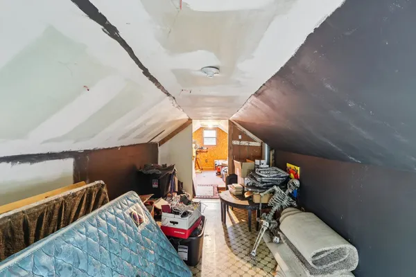 $180,000 | 38528 North Drexel Boulevard, Antioch, IL 60002