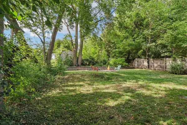 $180,000 | 38528 North Drexel Boulevard, Antioch, IL 60002