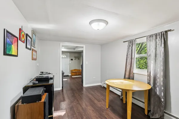 $180,000 | 38528 North Drexel Boulevard, Antioch, IL 60002